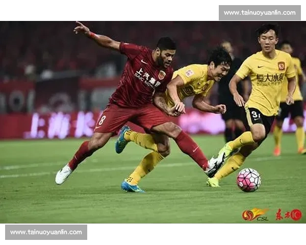 中超焦点之战广东恒大对决上海上港巅峰较量再燃冠军悬念赛季风向标 中超焦点之战广东恒大对决上海上港巅峰较量再燃冠军悬念赛季风向标