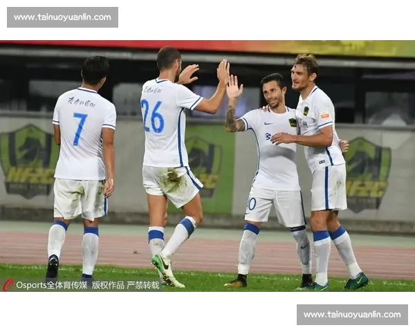 河南建业迎战贵州智诚中超保级生死战悬念持续升温全场焦点对决