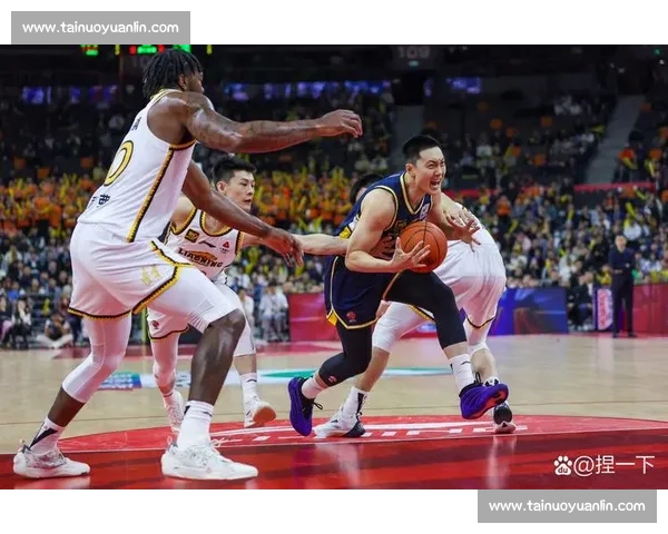 米竞技与累体育激战正酣双方全力争夺胜利关键时刻考验实力